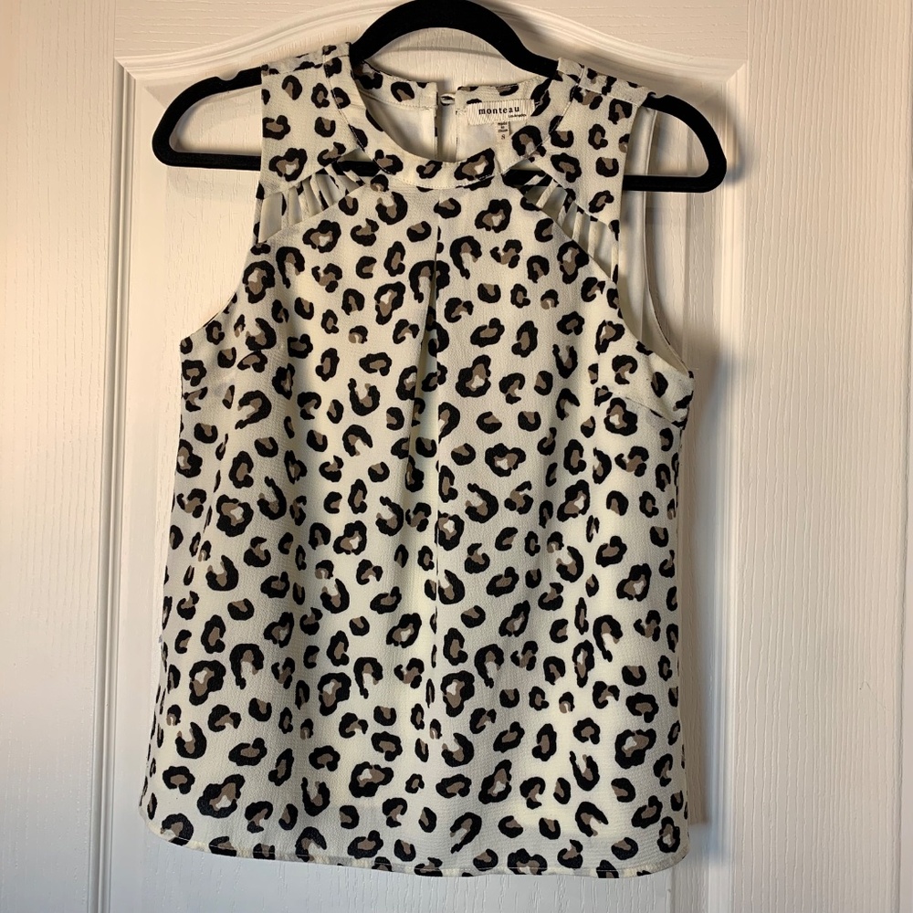 Monteau‎ Los Angeles Leopard Print Sleeveless Top – Trendy LA Chic